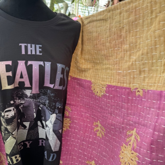 Beatles Abbey Road Custom T-shirt Quilted Sz S-L - Picture 2 of 4